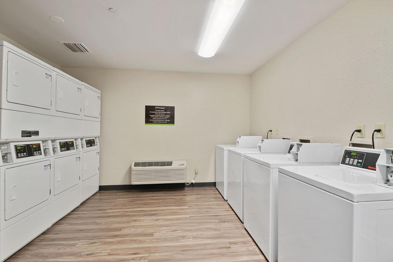 Extended Stay America Premier Suites - Miami - Downtown Brickell - Cruise Port Екстериор снимка