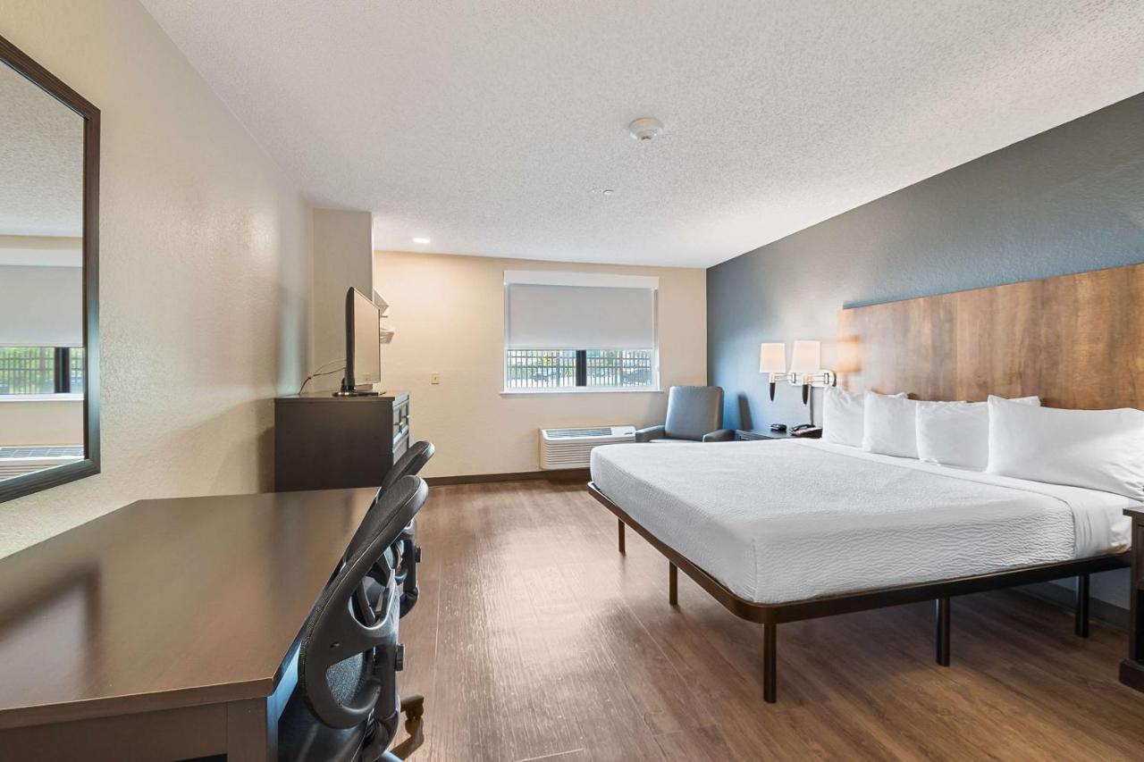 Extended Stay America Premier Suites - Miami - Downtown Brickell - Cruise Port Екстериор снимка