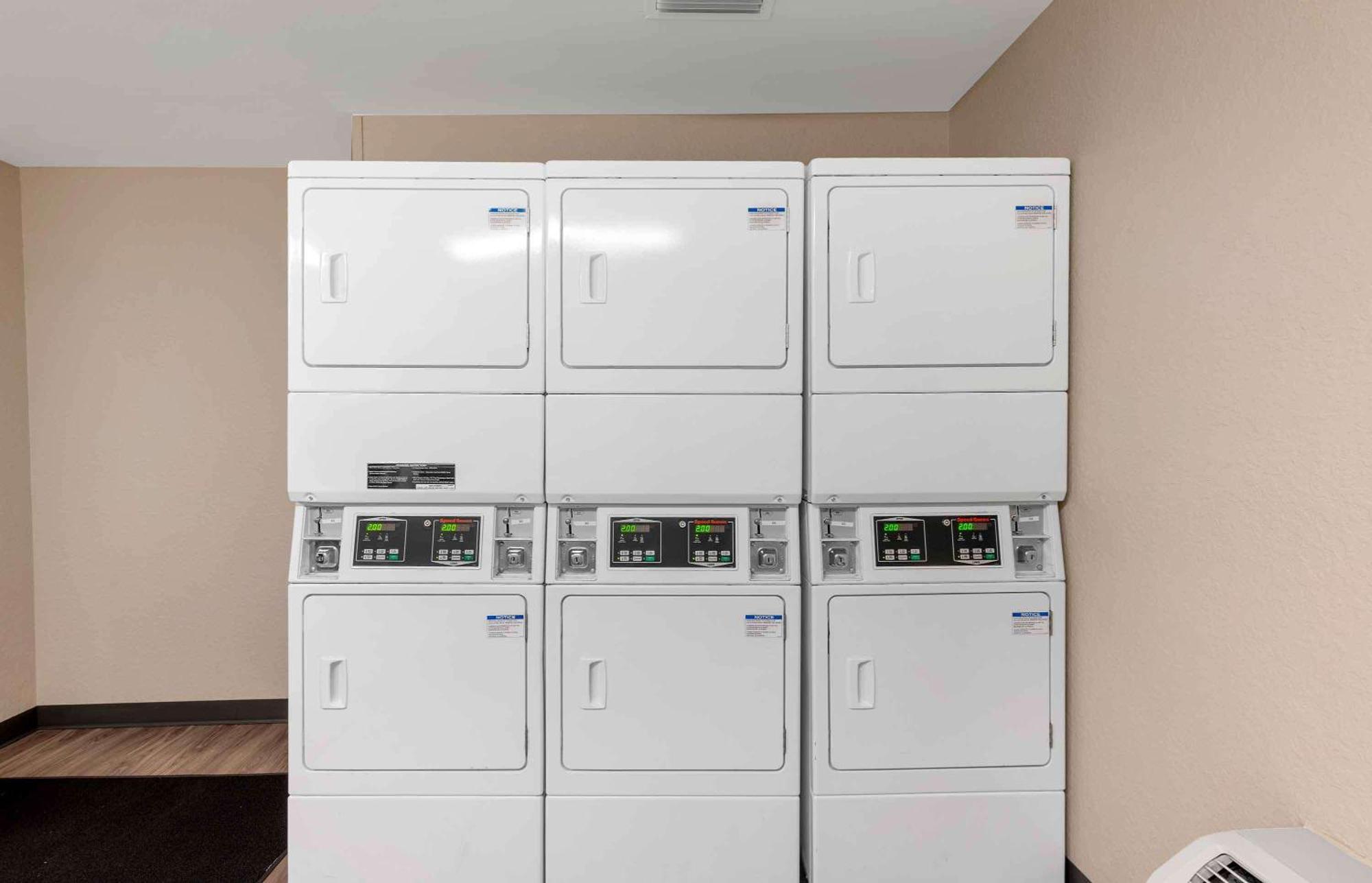 Extended Stay America Premier Suites - Miami - Downtown Brickell - Cruise Port Екстериор снимка